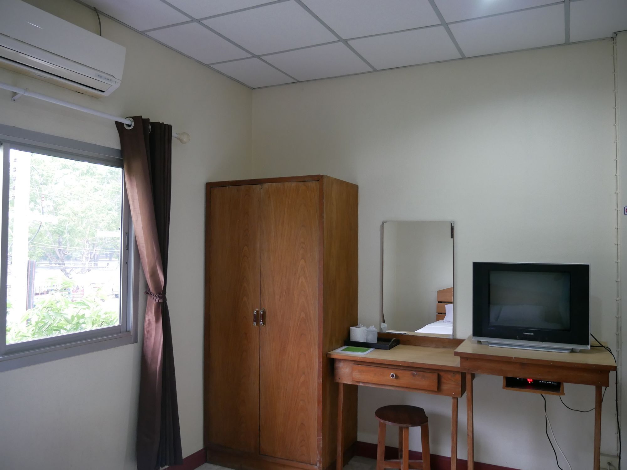 Vitoonguesthouse2Fanrooms & Aircondition スコタイ エクステリア 写真